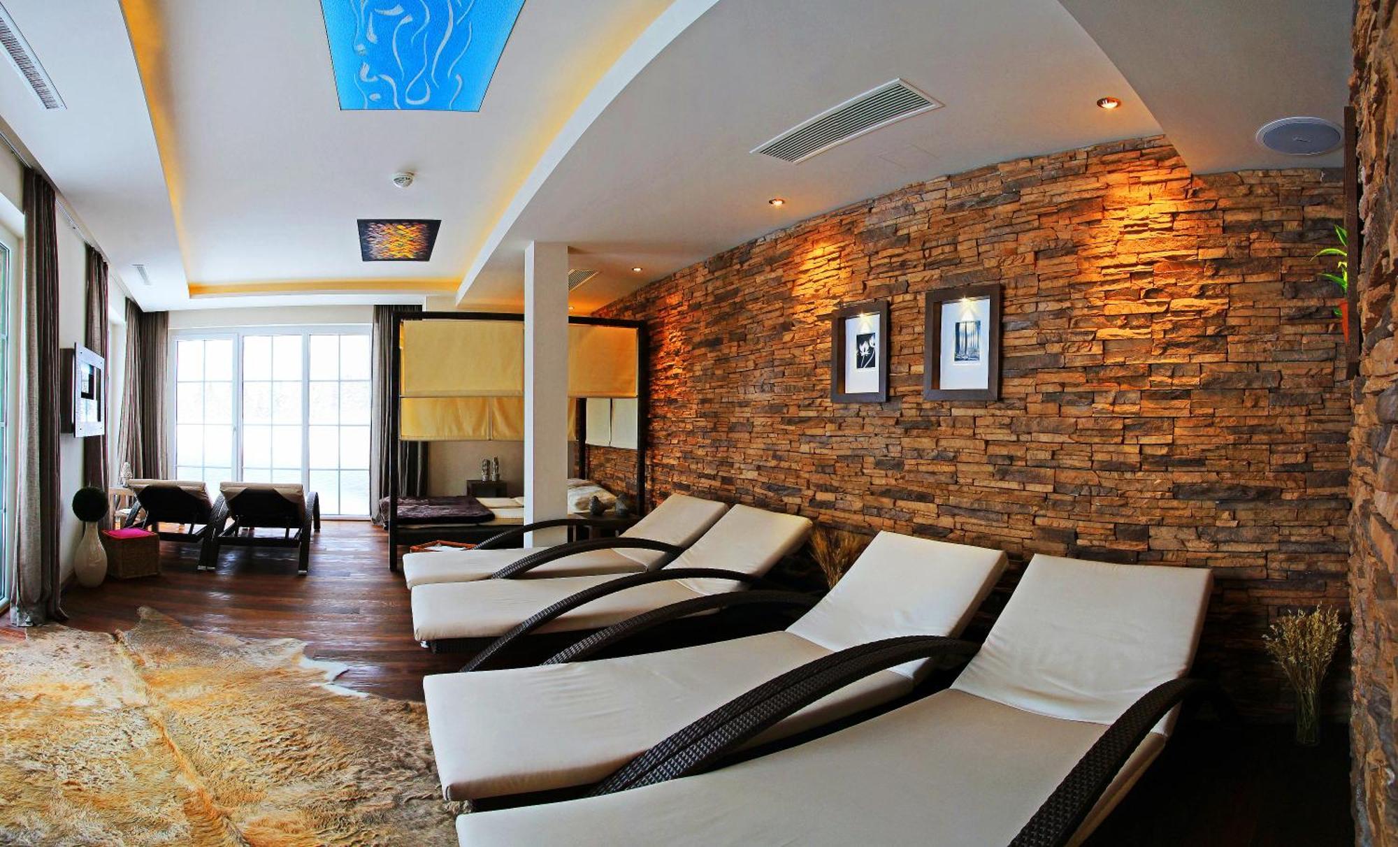 Hotel Garni - Restaurant Kaminstube Санкт-Антон-ам-Арльберг Экстерьер фото